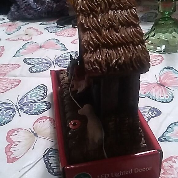 LED Lighted Decor  - Picture 4 of 5